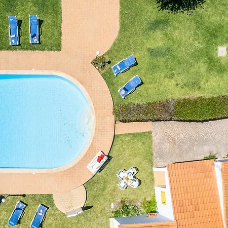 Villa In Gale Near Algarve Beaches & Pool *